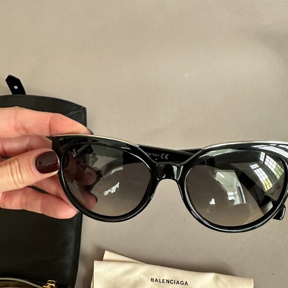Black Balenciaga Sunglasses With Silver Trim at Top - Picture 4 of 7